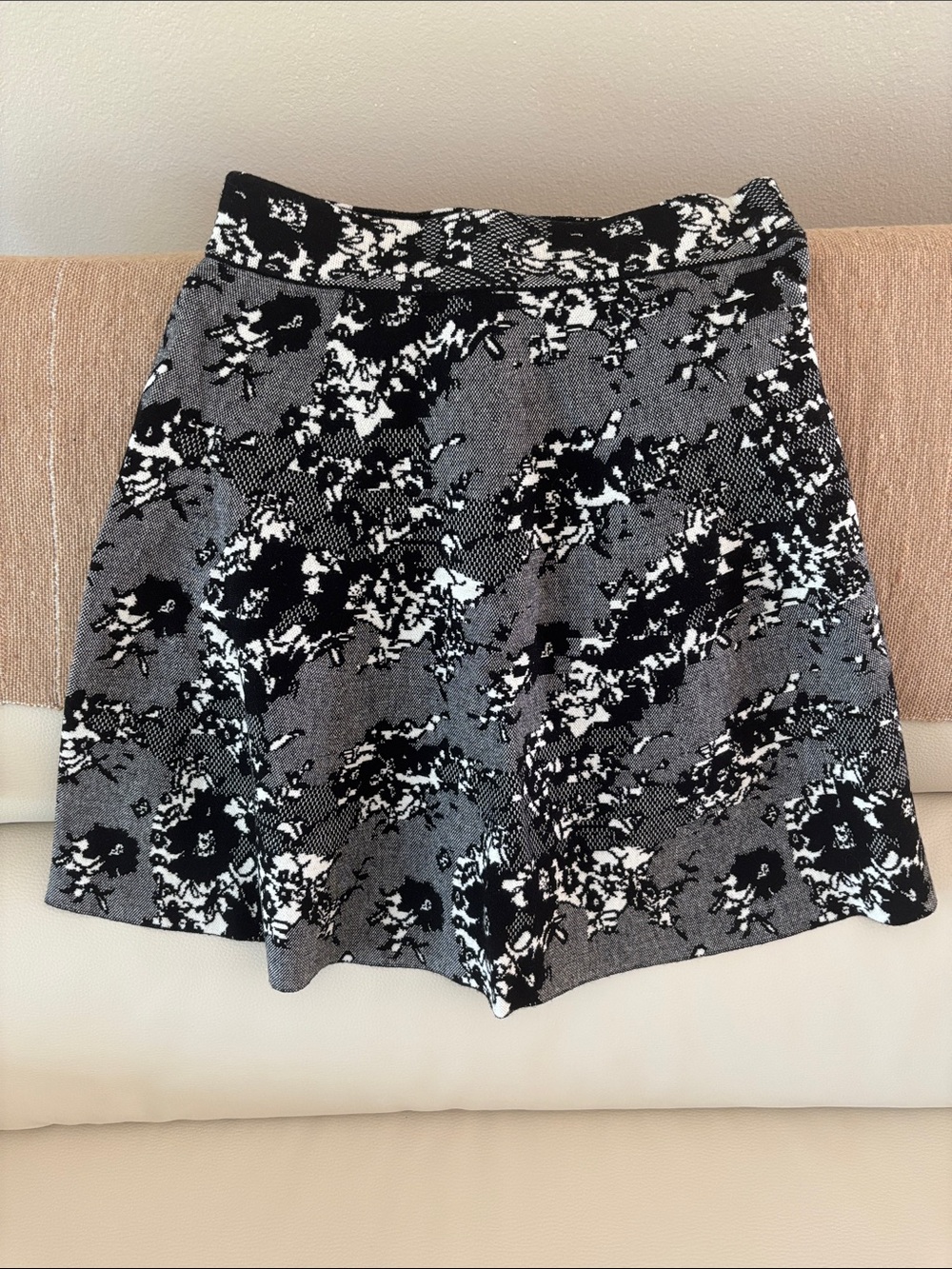 ❤️NEW!! Club Monaco Floral A-Line Skirt
